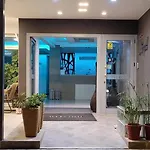 Akropol Hotel
