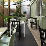 Hotel Akropol 3*