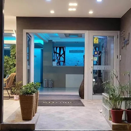 阿克罗珀酒店 酒店