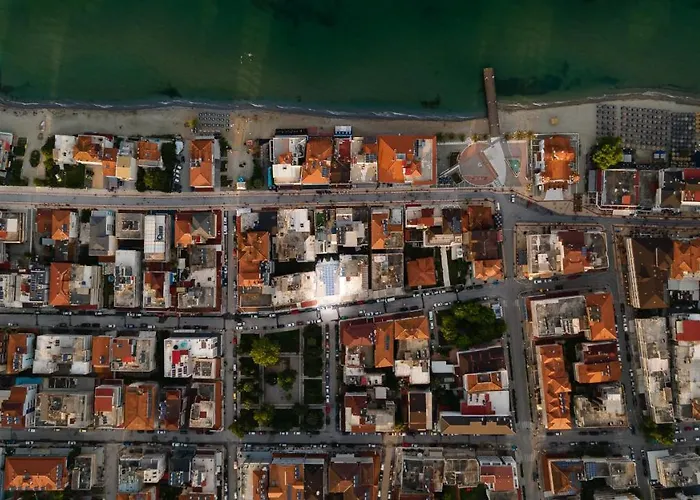 Отель Akropol 3*