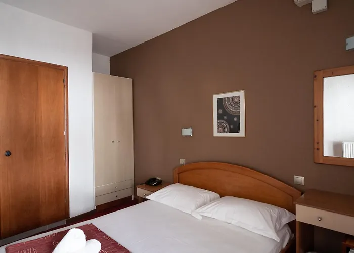 Akropol Отель 3*