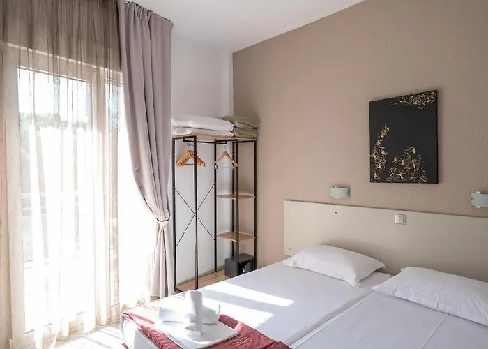 Akropol Отель 3*