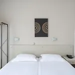 Отель Akropol 3*