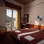 Akropol