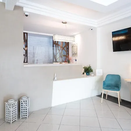 Akropol Hotel