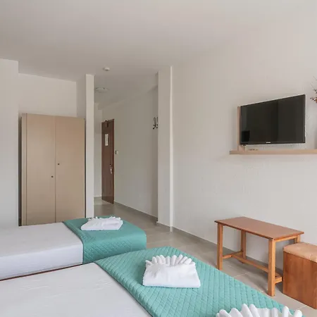 Akropol 3*