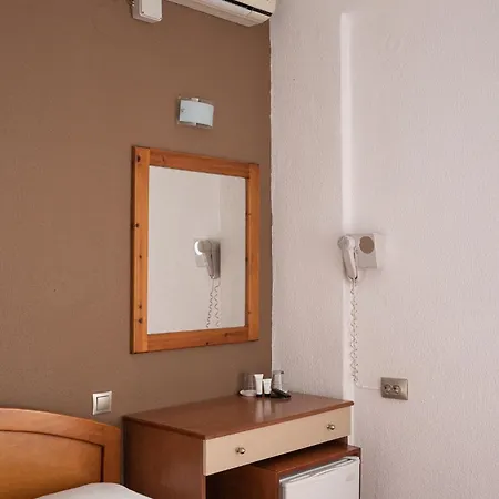 Akropol Hotel