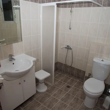 Akropol Szálloda 3*